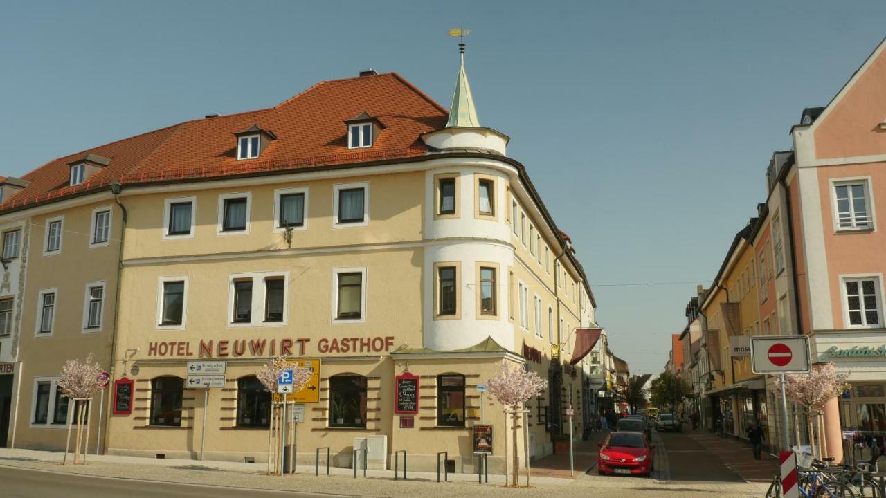 Hotel & Brauerei-Gasthof Neuwirt Neuburg an Der Donau Dış mekan fotoğraf